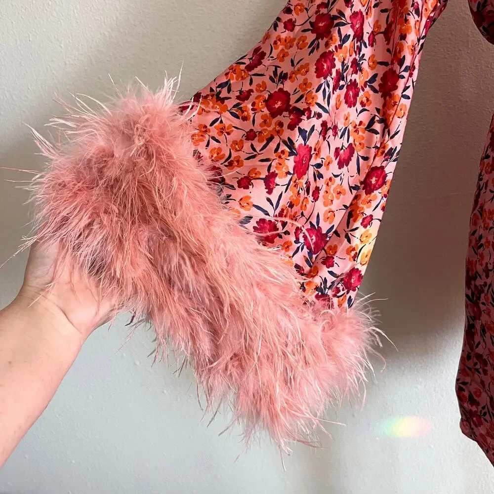 Buddy Love Anisa Feather Cuff Mini Dress Dragonfruit Pink Floral Size Small - Picture 3 of 10